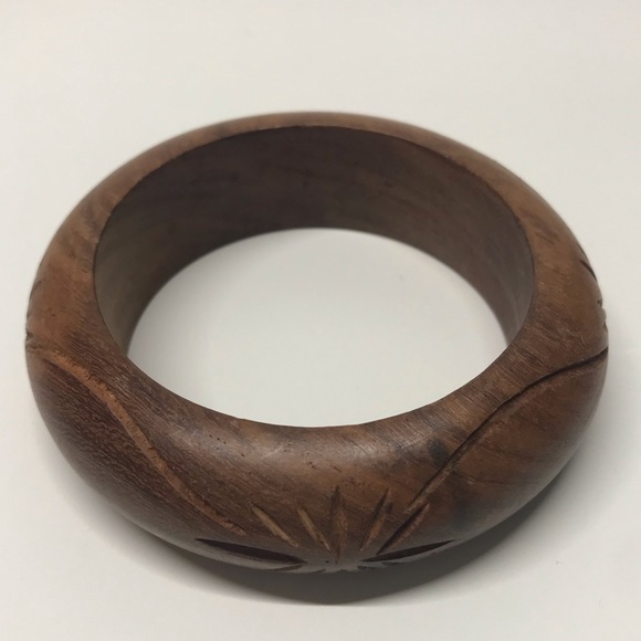 Carved Chunky Wood Bracelet Bangle - Picture 2 of 3